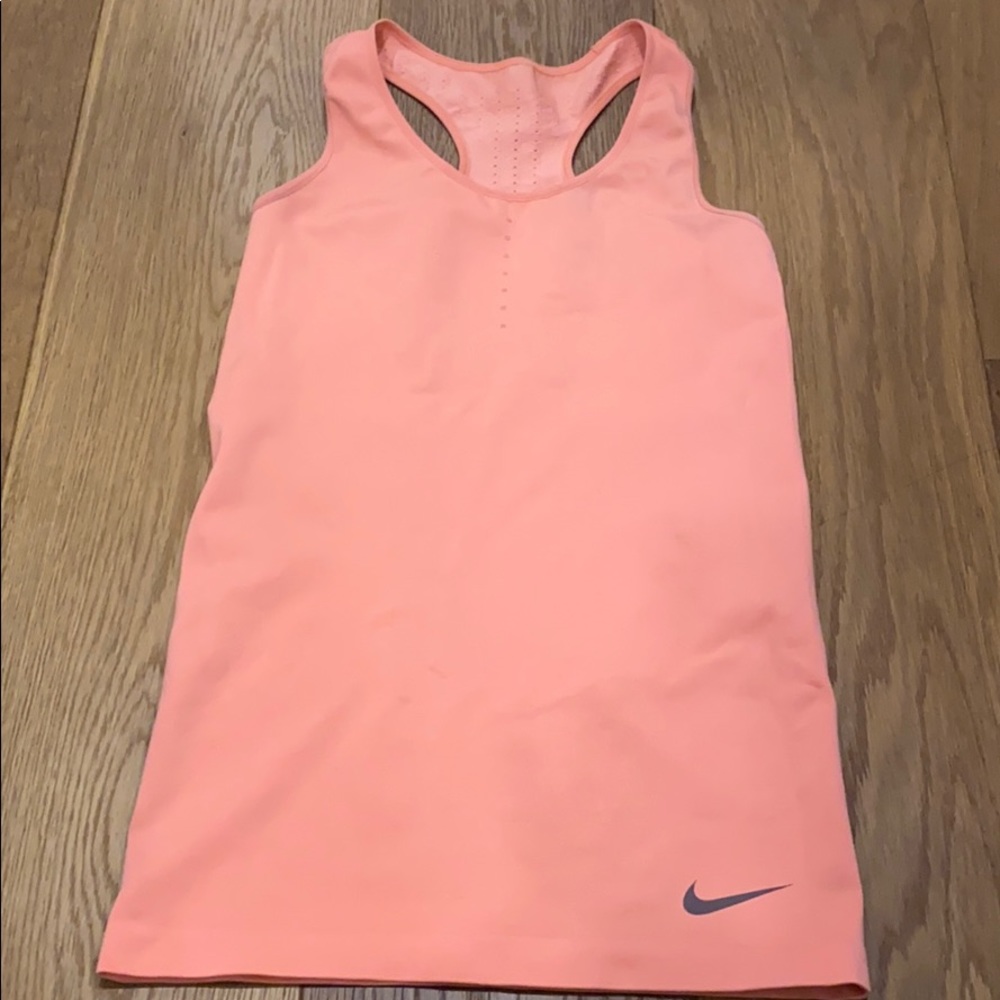 Nike pro tank